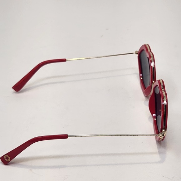 American Eagle Red Lips Sunglasses Sunnies Accessories Novelty Fashion Quirky - Picture 5 of 7